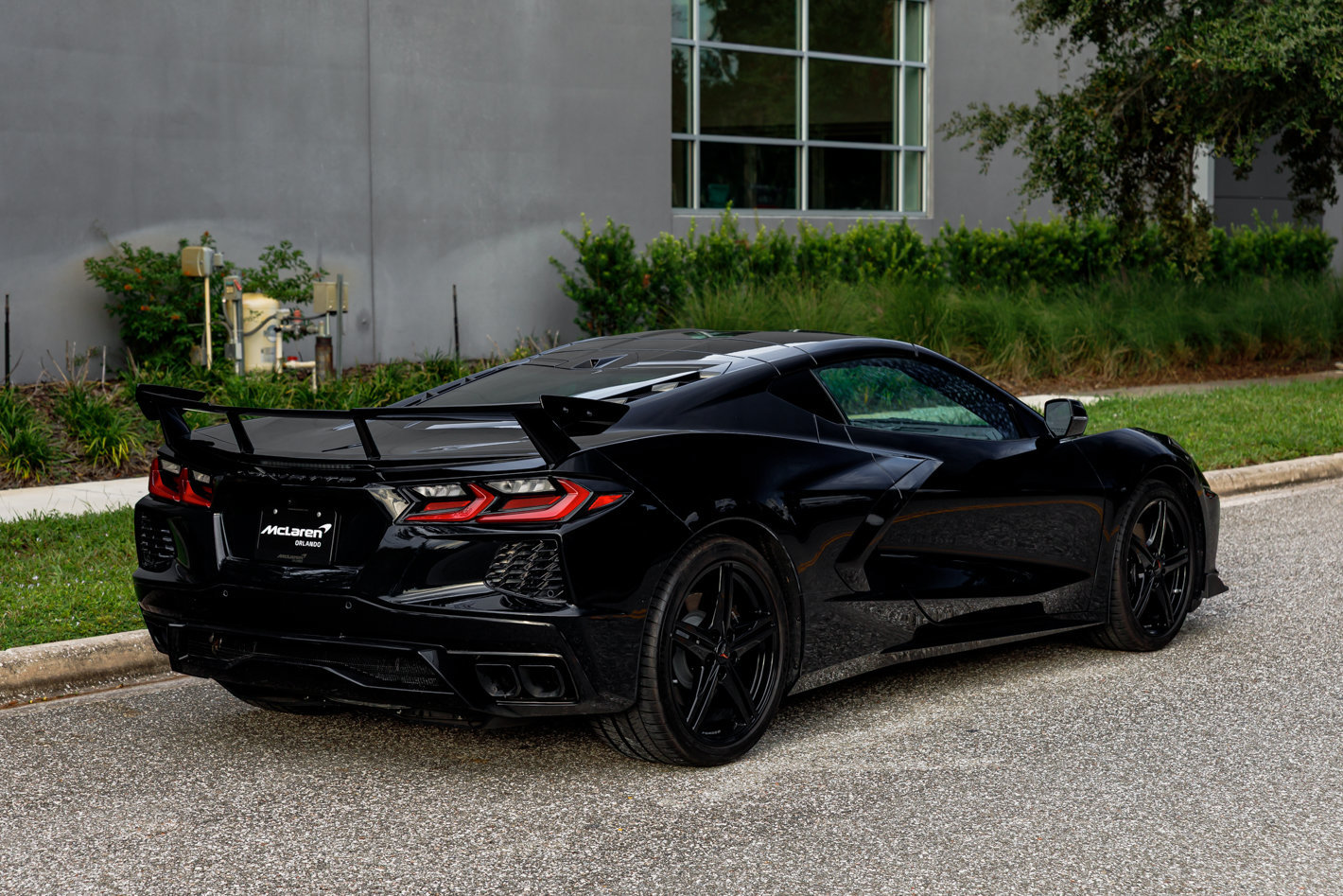 Used 2026 Chevrolet Corvette Stingray Coupe w/ 1LT RWD image 7