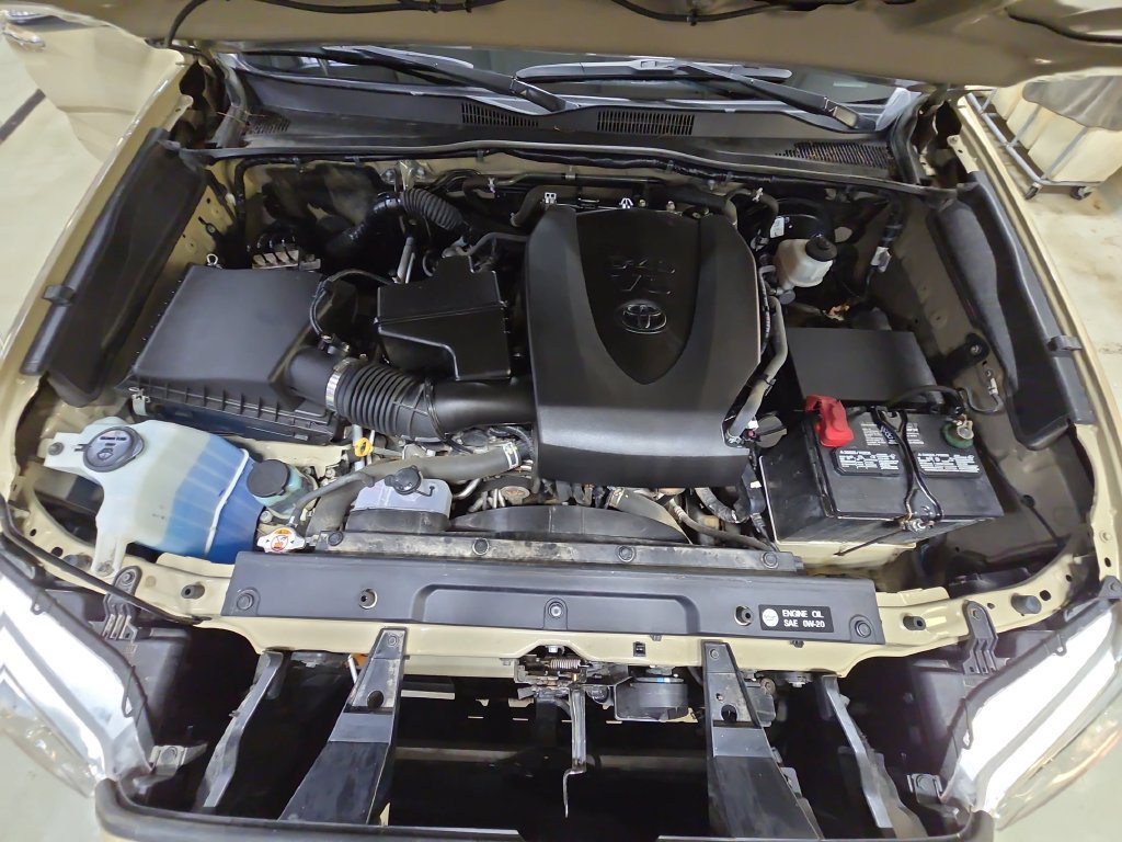 Certified 2018 Toyota Tacoma Limited AWD/4WD image 36
