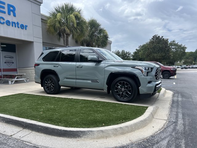 Used 2026 Toyota Sequoia Platinum AWD/4WD image 2