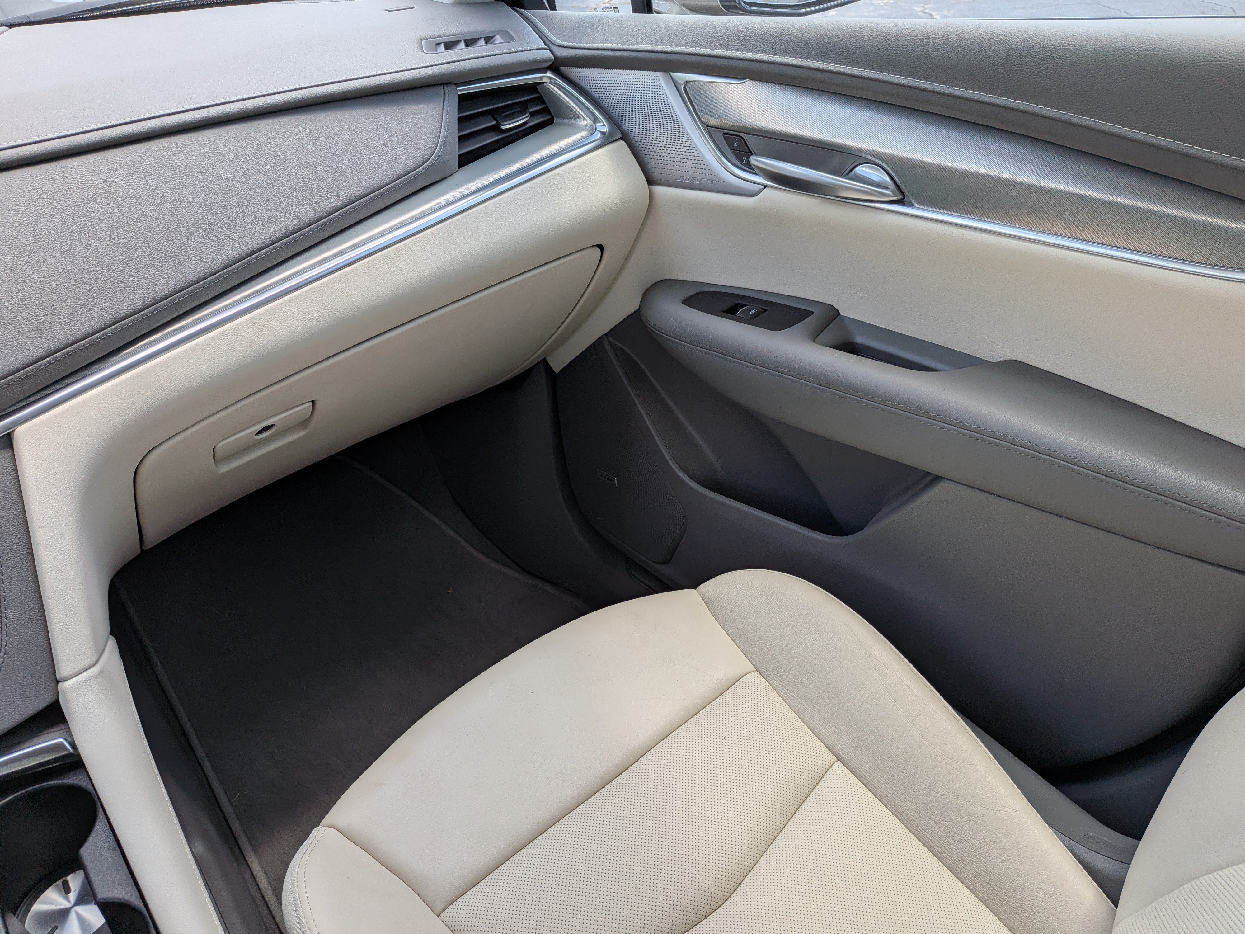 Certified 2023 Cadillac XT5 Premium Luxury FWD image 15