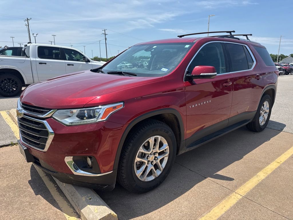 Used 2018 Chevrolet Traverse LT FWD image 1