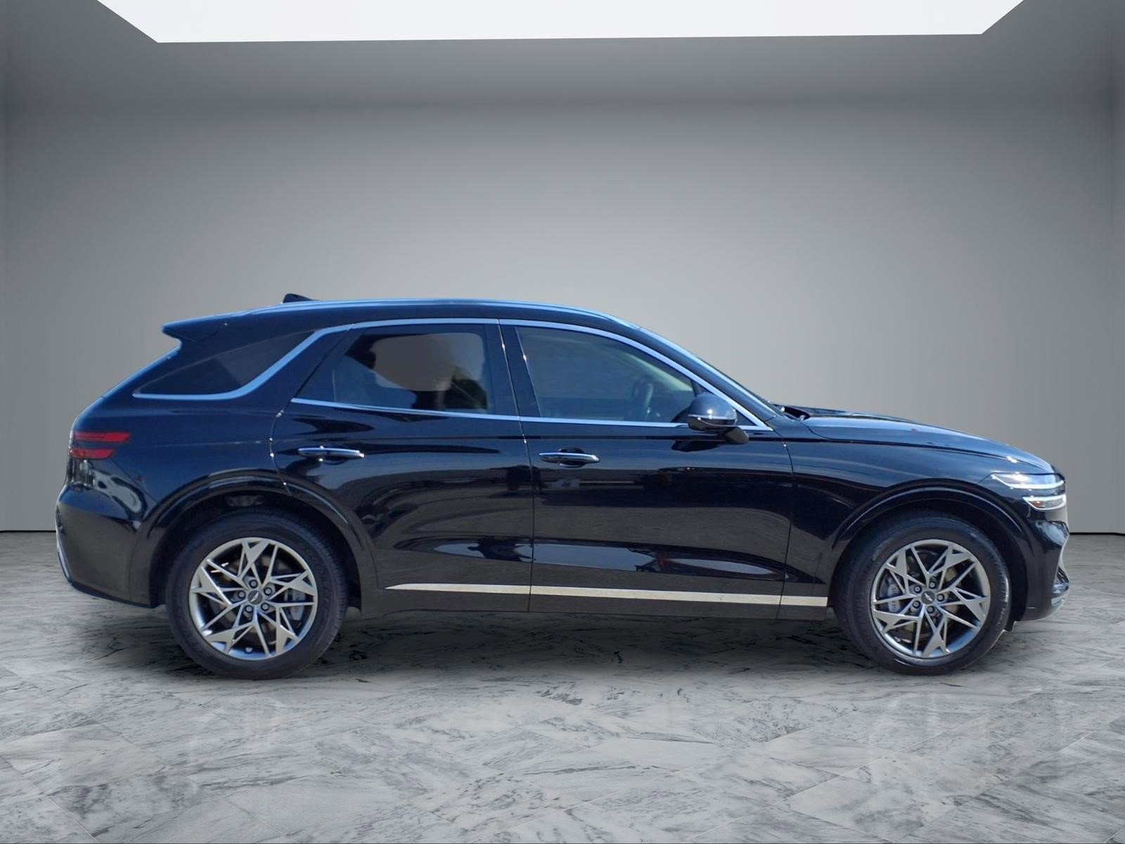 Used 2024 Genesis GV70 2.5T w/ Advanced Package AWD/4WD image 8