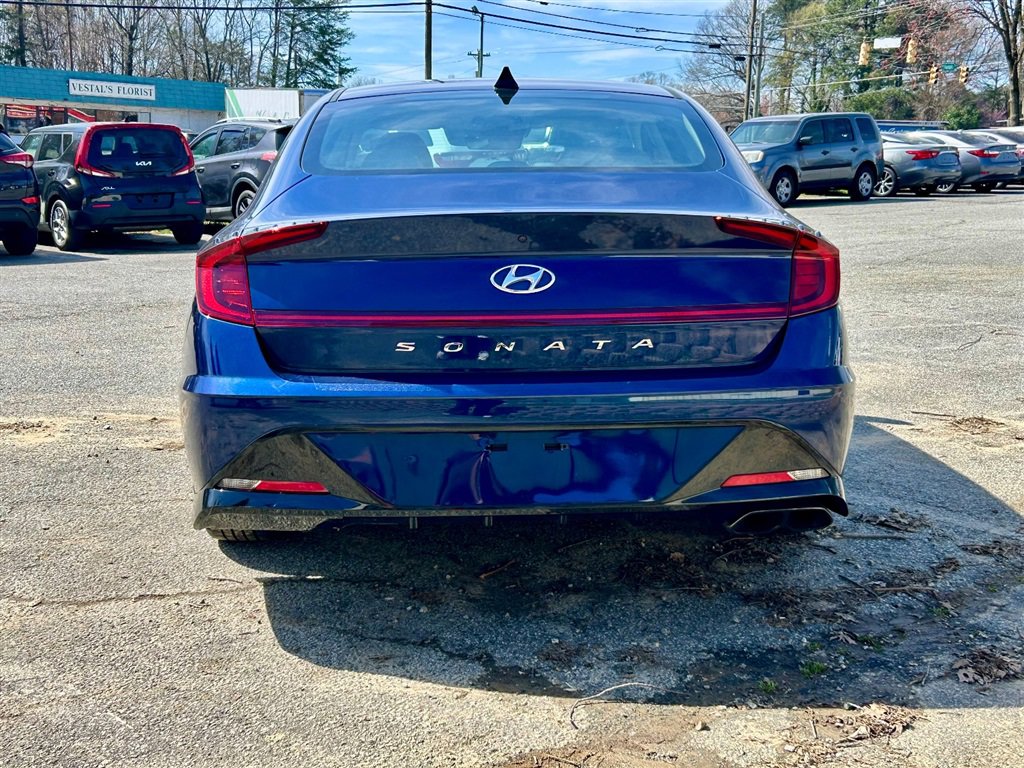 Used 2021 Hyundai Sonata SEL w/ Cargo Package image 4
