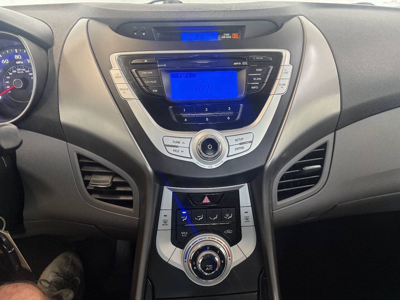 Used 2011 Hyundai Elantra GLS FWD image 15