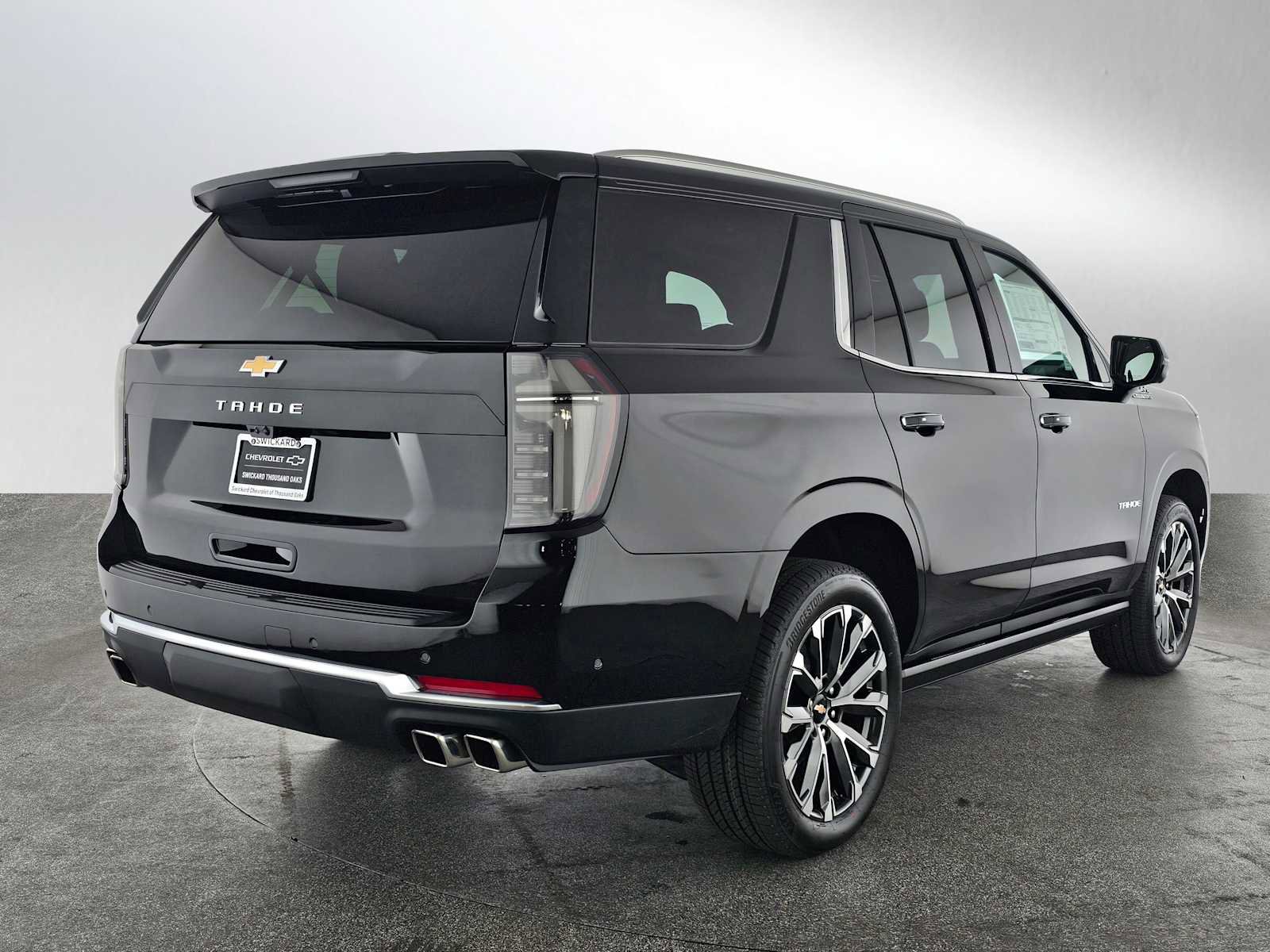 New 2026 Chevrolet Tahoe High Country image 3