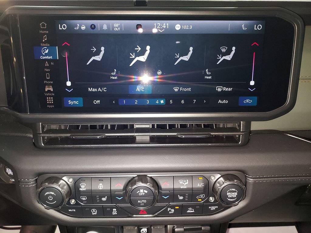 New 2026 Jeep Gladiator Mojave AWD/4WD image 25