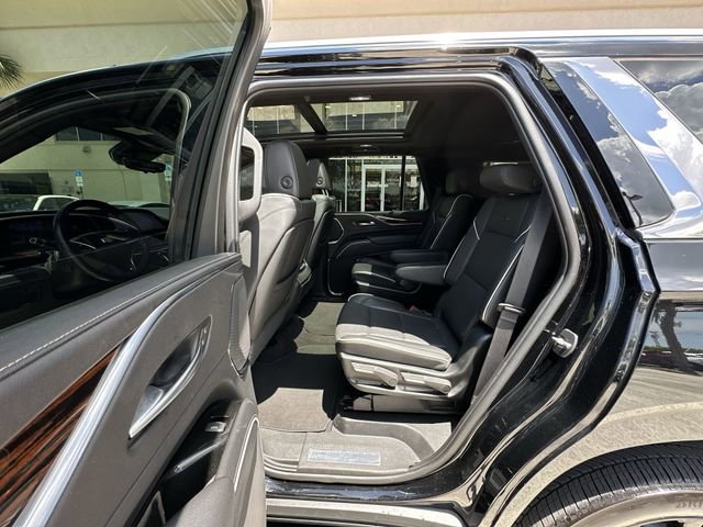 Certified 2022 Cadillac Escalade Premium Luxury RWD image 31