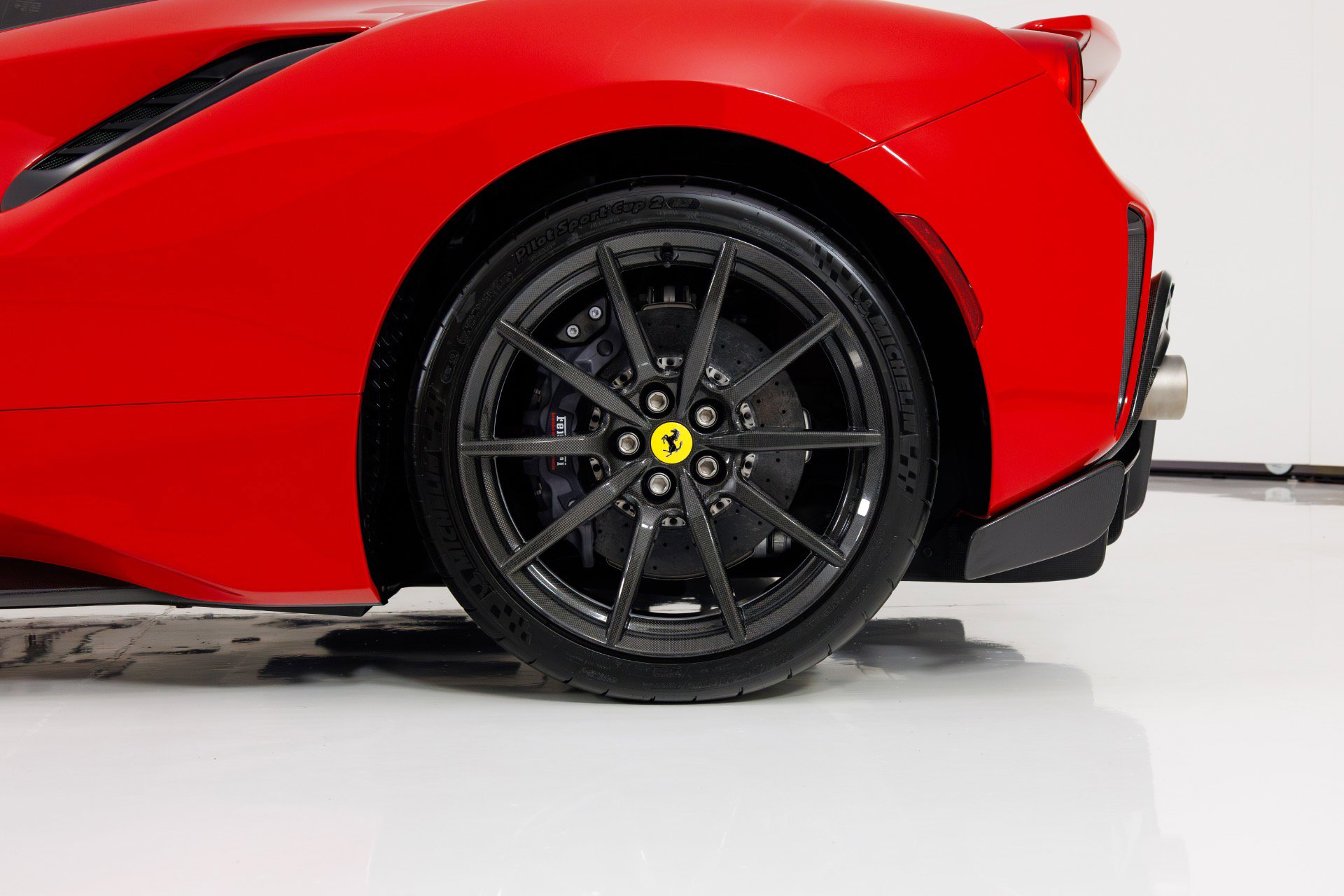 Used 2019 Ferrari 488 Pista image 11