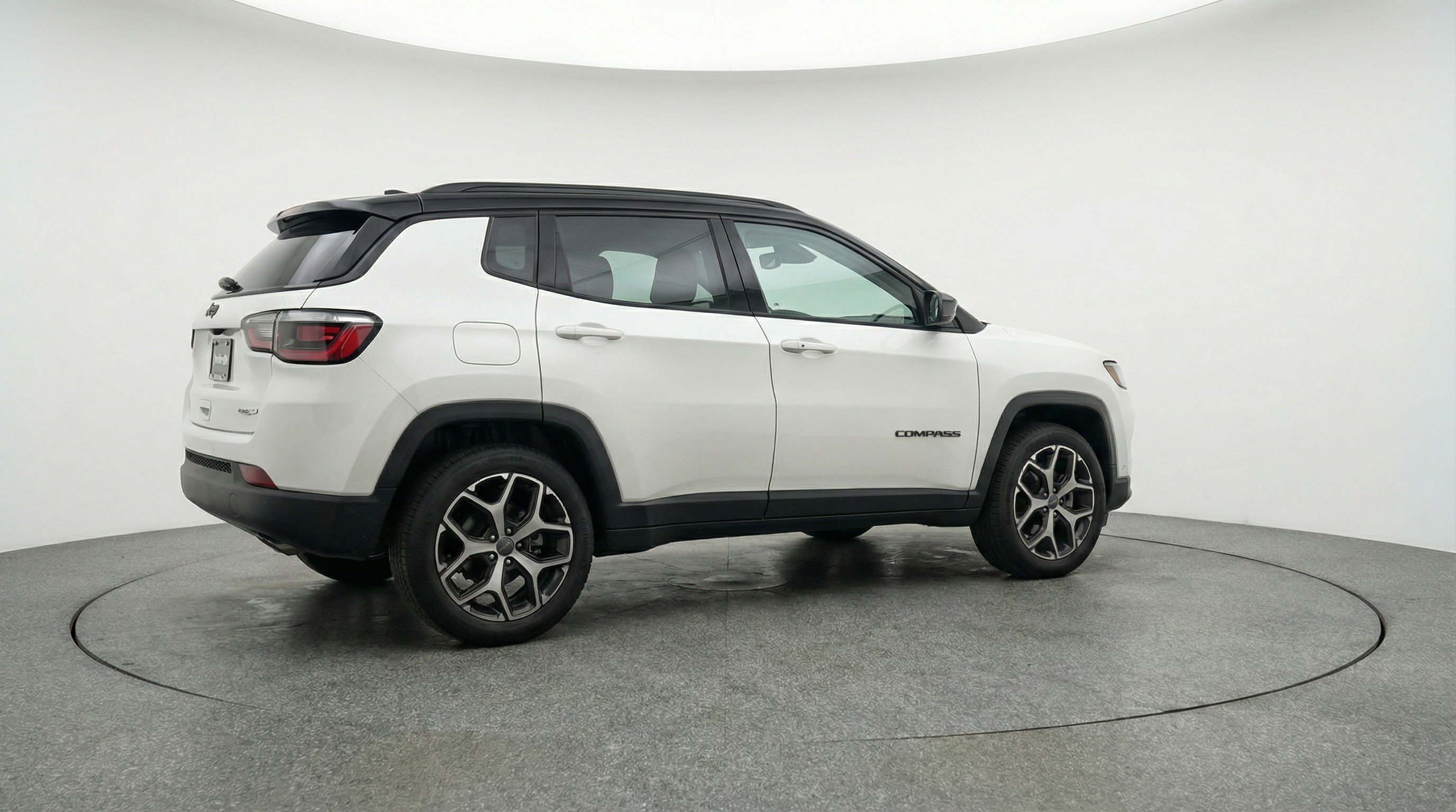 Used 2025 Jeep Compass Limited AWD/4WD image 9