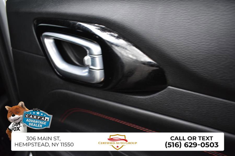 Used 2025 Jeep Compass Trailhawk AWD/4WD image 27