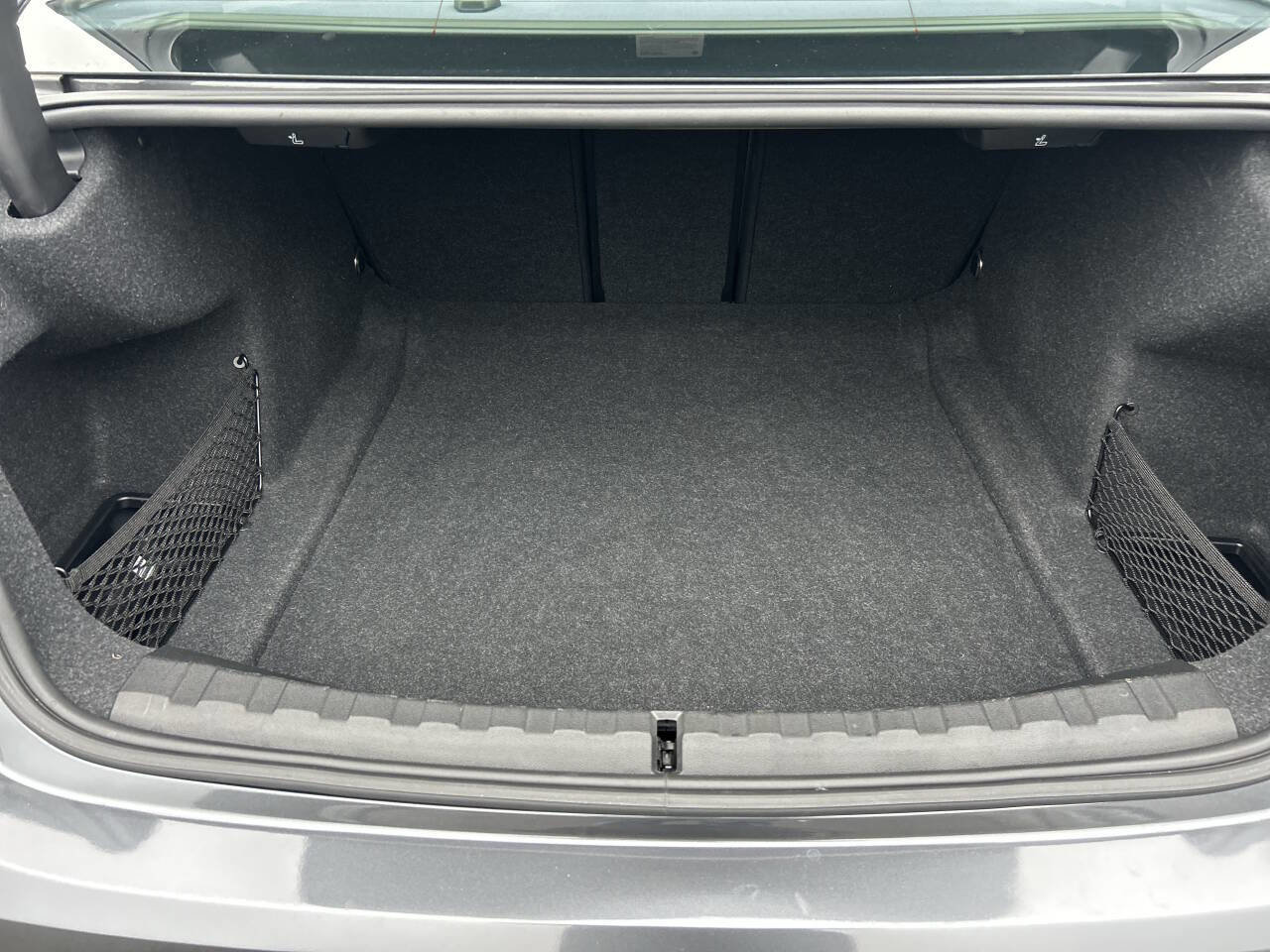 Used 2020 BMW 330i xDrive Sedan w/ Premium Package image 21