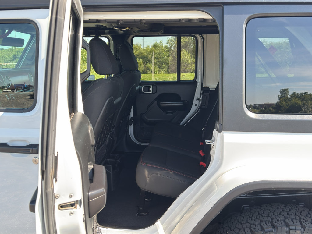 Used 2019 Jeep Wrangler Unlimited Rubicon AWD/4WD image 32