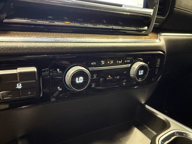 Certified 2024 Chevrolet Silverado 1500 RST w/ Convenience Package II AWD/4WD image 21