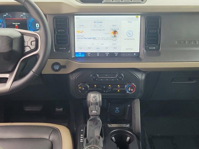 Certified 2025 Ford Bronco Big Bend w/ Black Diamond Package image 19