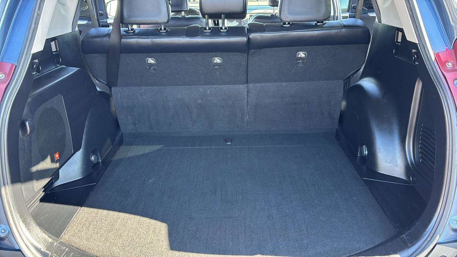 Used 2014 Toyota RAV4 Limited image 24