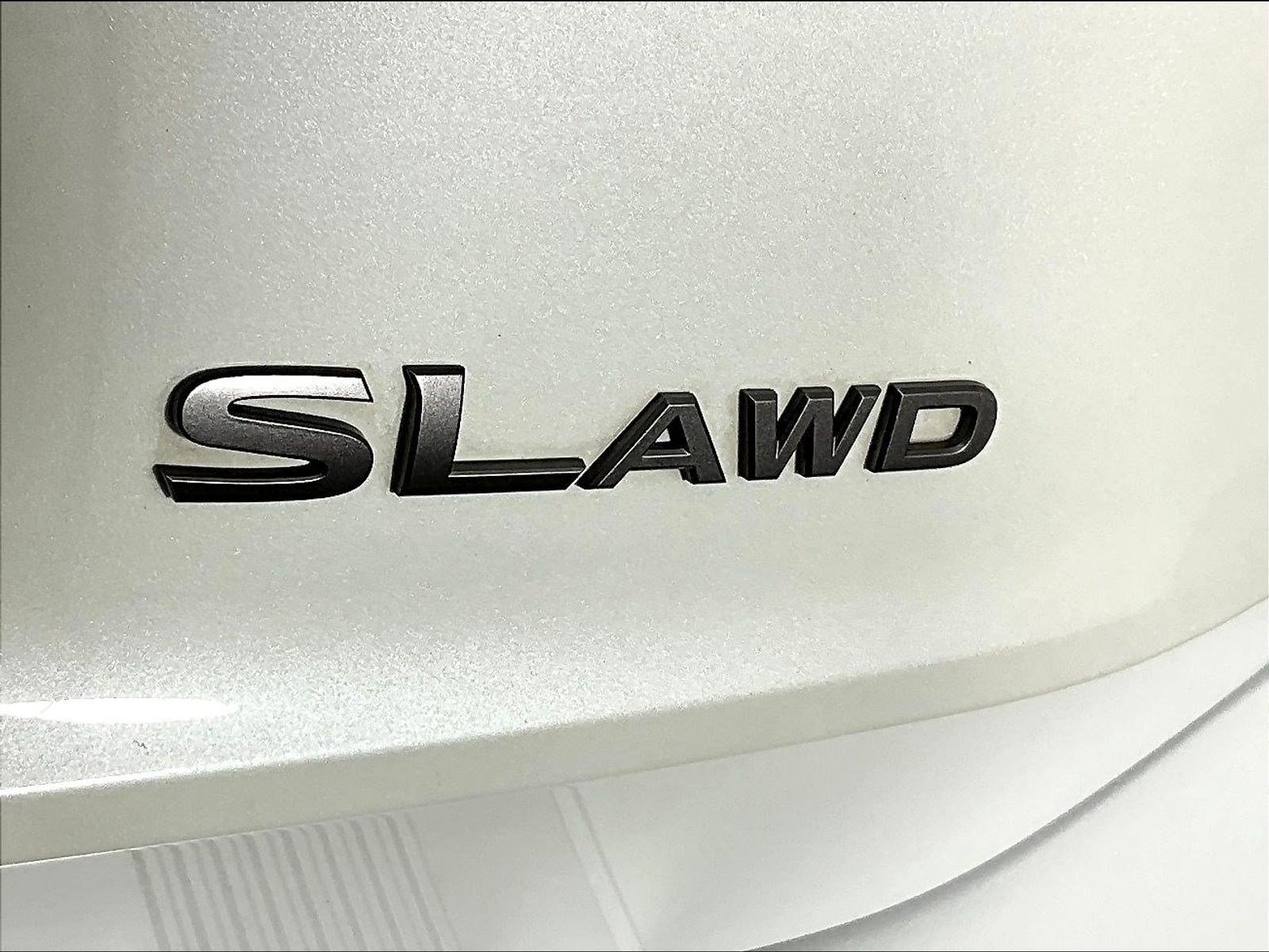 Certified 2025 Nissan Rogue SL AWD/4WD image 24