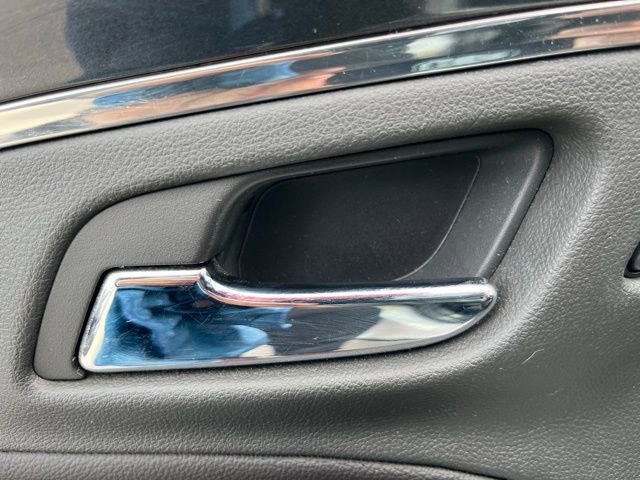 Used 2019 Chevrolet Impala Premier w/ Premier Confidence Package image 11
