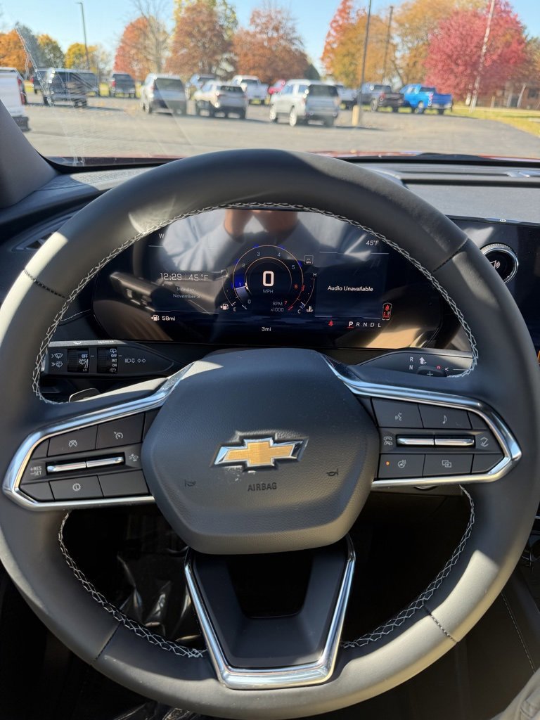 New 2026 Chevrolet Traverse LT w/ Sun and Wheel Package image 7