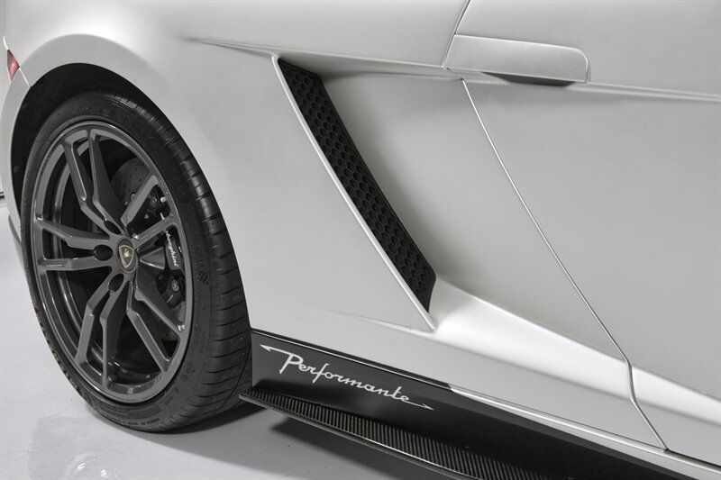 Used 2012 Lamborghini Gallardo LP 570-4 Performante AWD/4WD image 44