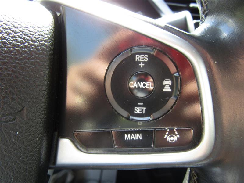 Used 2018 Honda Civic Touring image 17