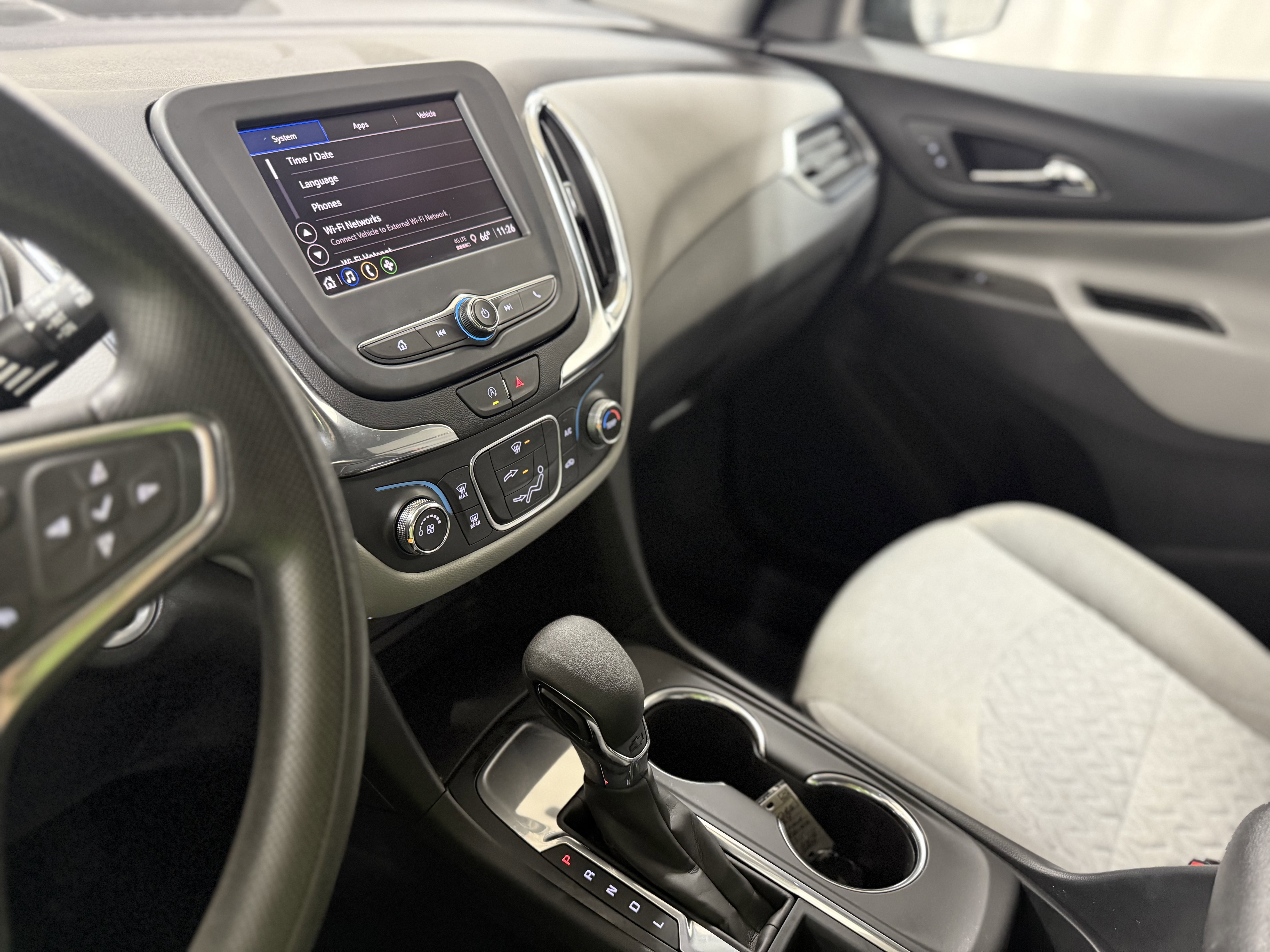 Certified 2024 Chevrolet Equinox LS w/ LS Convenience Package image 22