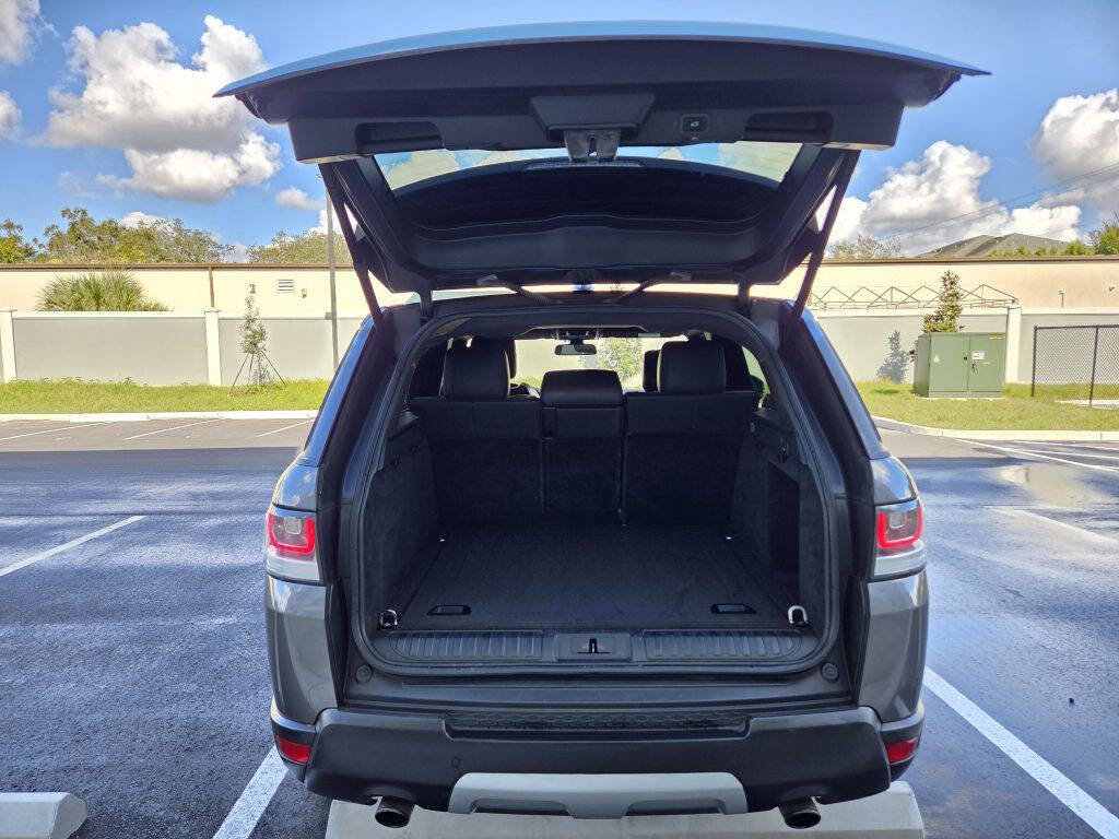 Used 2016 Land Rover Range Rover Sport HSE image 9