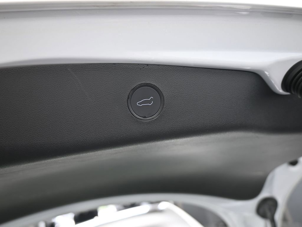 Used 2021 Tesla Model 3 Standard Range Plus image 38