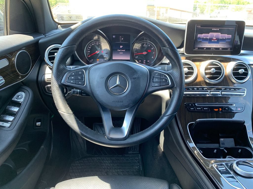 Used 2017 Mercedes-Benz GLC 300 4MATIC image 17