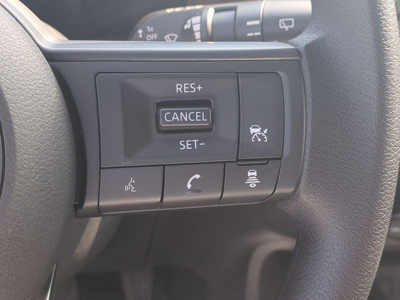 New 2026 Nissan Kicks SV FWD image 19