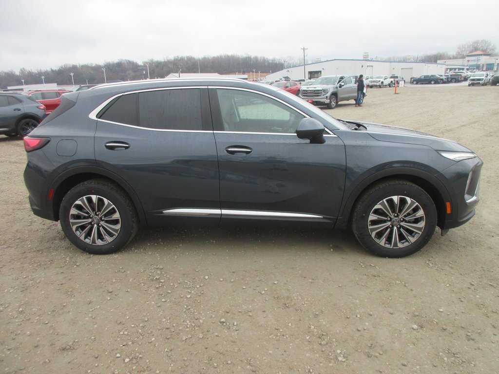 New 2026 Buick Envision Preferred image 3