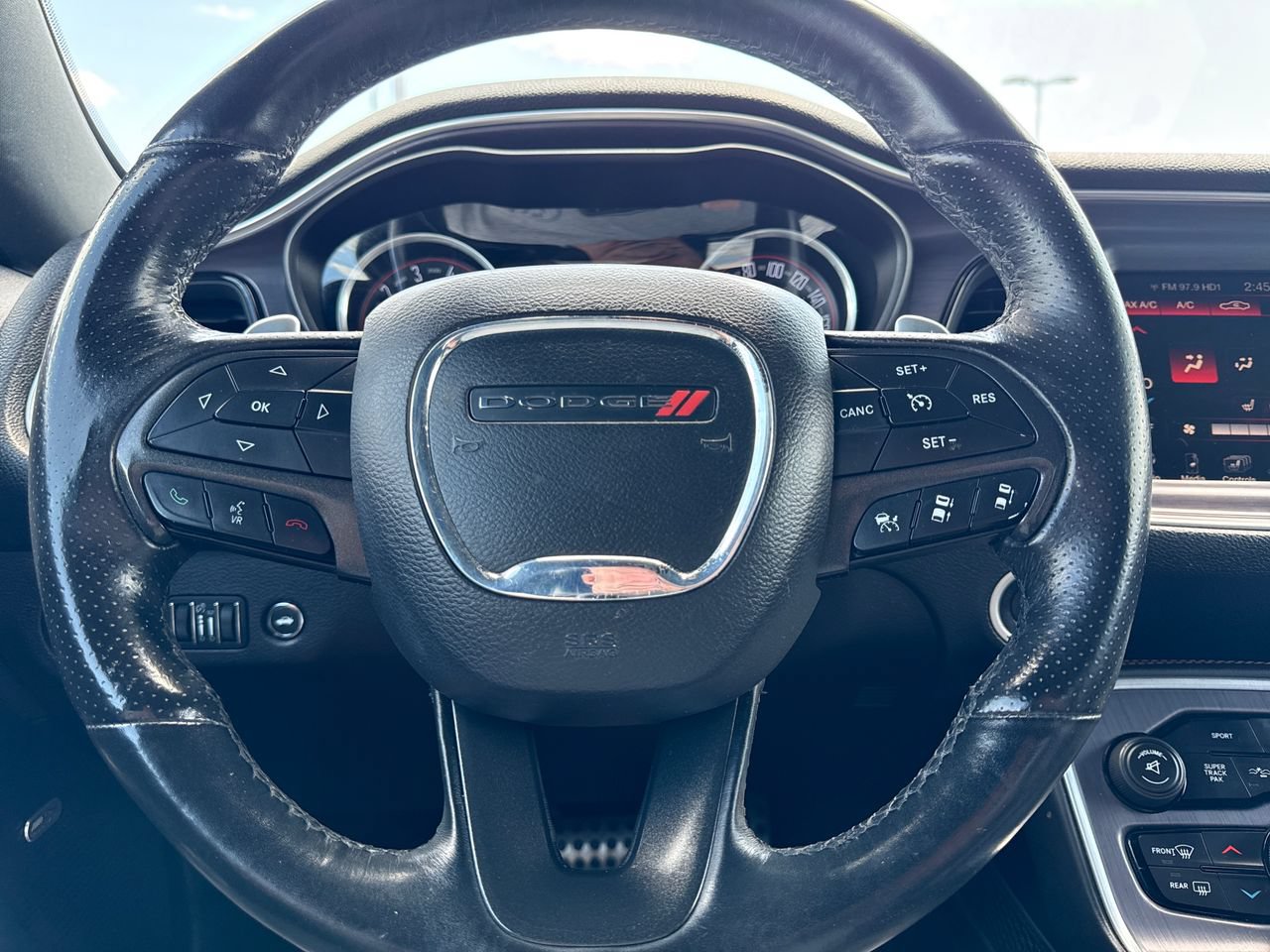 Used 2016 Dodge Challenger R/T Scat Pack RWD image 15