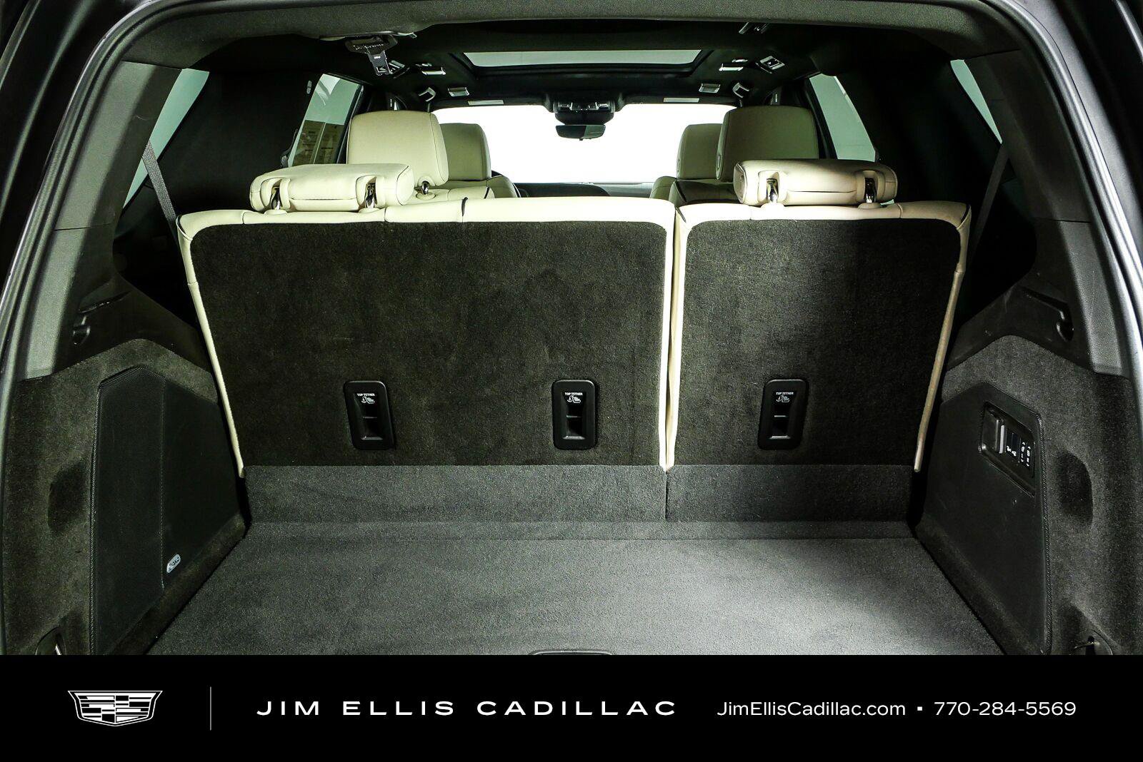 Used 2024 Cadillac Escalade Sport w/ Touring Package RWD image 33