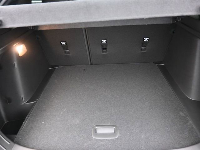 Used 2025 Chevrolet Trax RS w/ Driver Confidence Package image 25