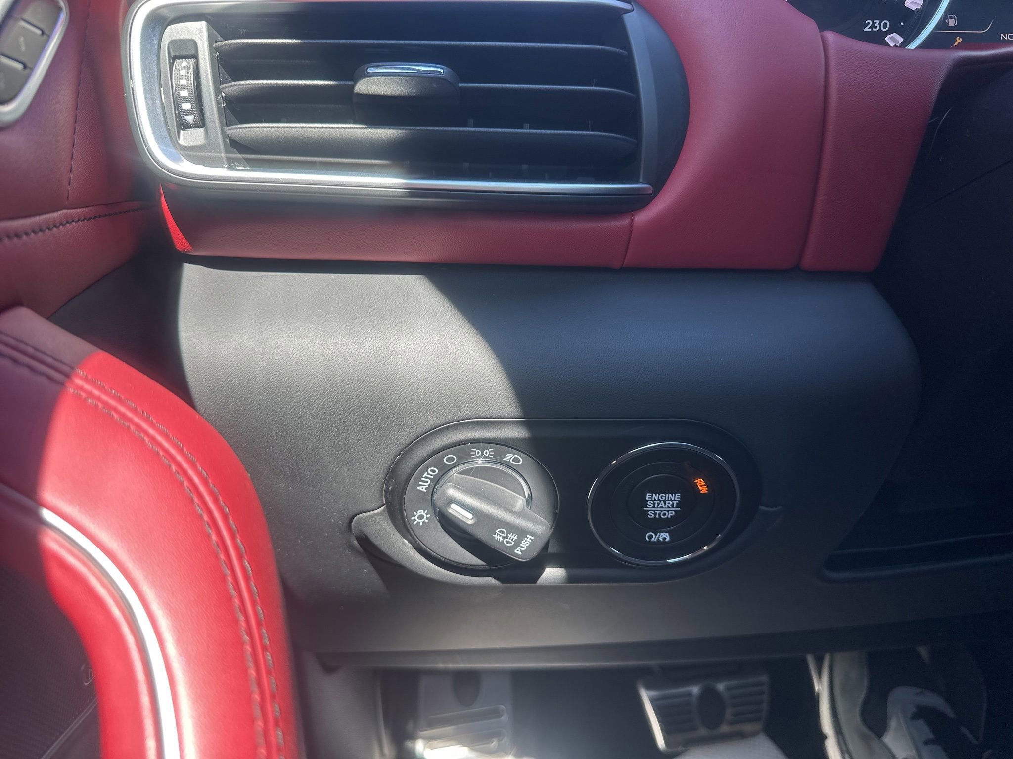 Used 2023 Maserati Levante Modena S AWD/4WD image 17