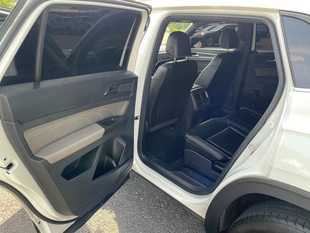Used 2022 Volkswagen Atlas Cross Sport SE AWD/4WD image 20