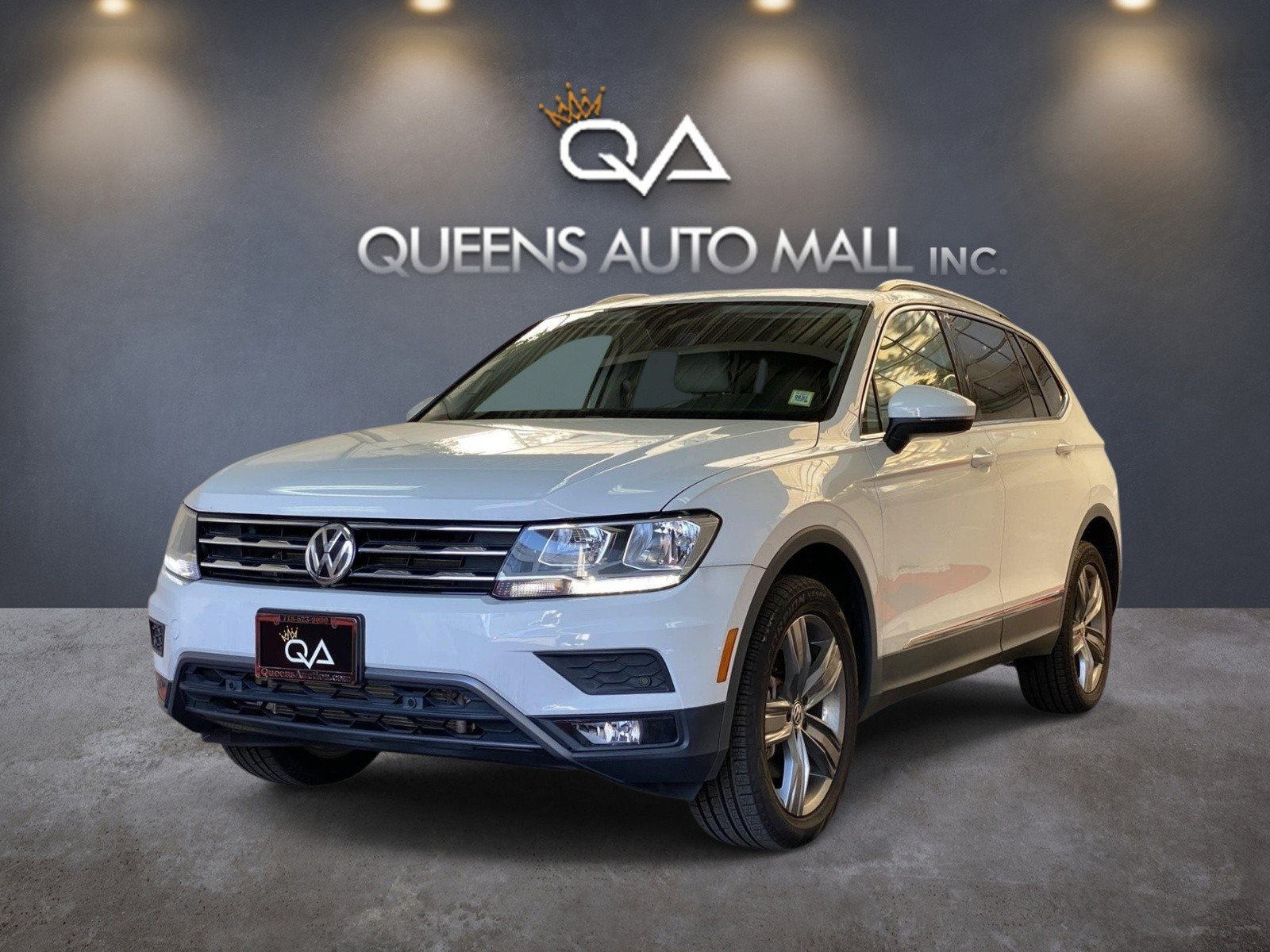 Used 2021 Volkswagen Tiguan SEL w/ 3rd Row Seat Package AWD/4WD image 3