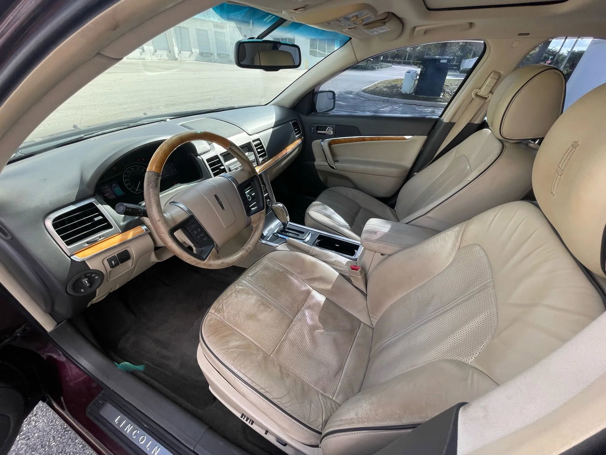 Used 2011 Lincoln MKZ Hybrid image 25