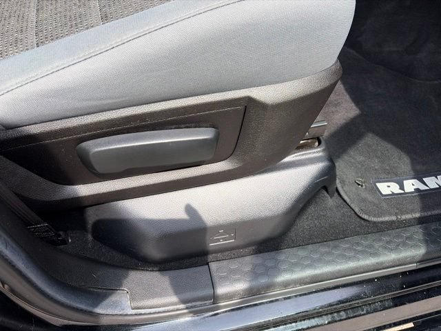 Used 2019 RAM 1500 Warlock AWD/4WD image 43