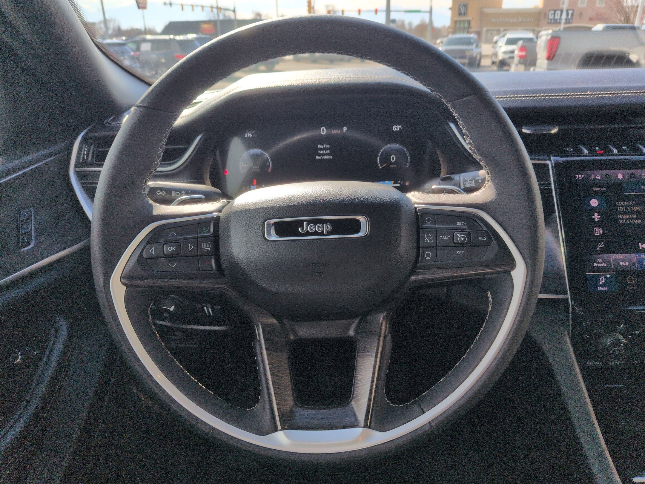 Used 2024 Jeep Grand Cherokee L Limited w/ Luxury Tech Group II image 20