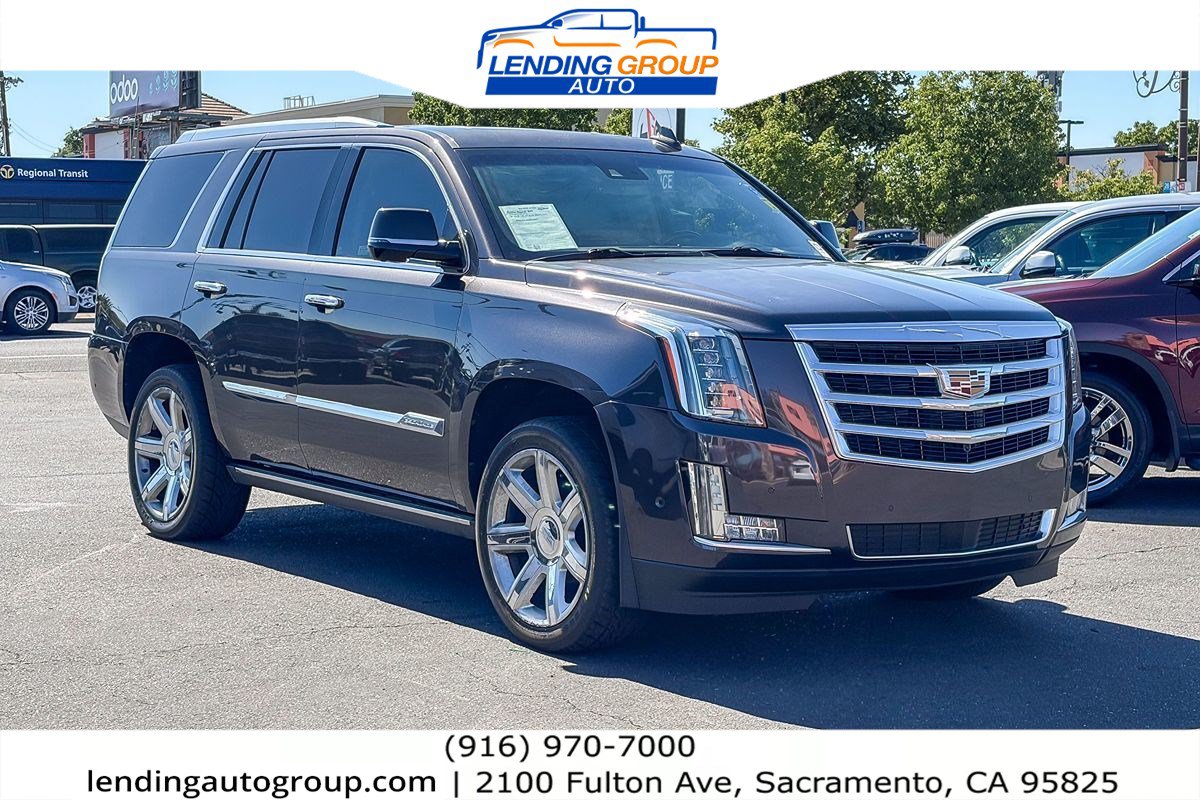 Used 2017 Cadillac Escalade Premium Luxury AWD/4WD image 5