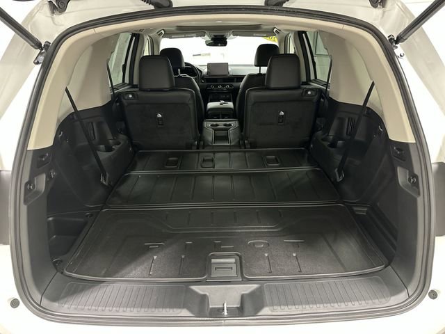 Used 2025 Honda Pilot Touring image 26