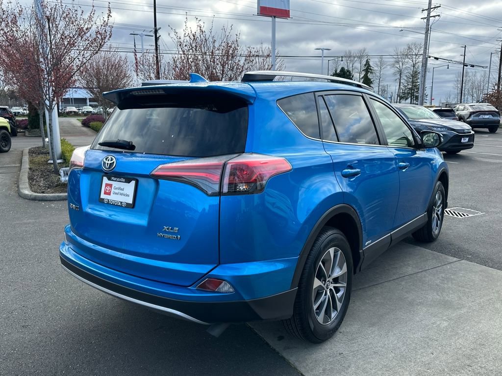 Certified 2018 Toyota RAV4 XLE image 5