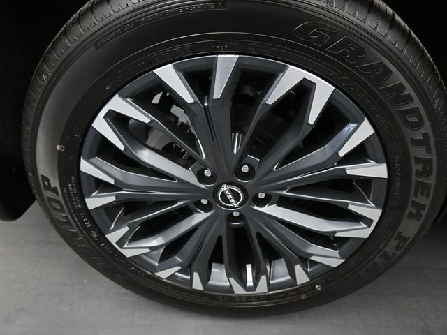 New 2026 Nissan Rogue Platinum image 10