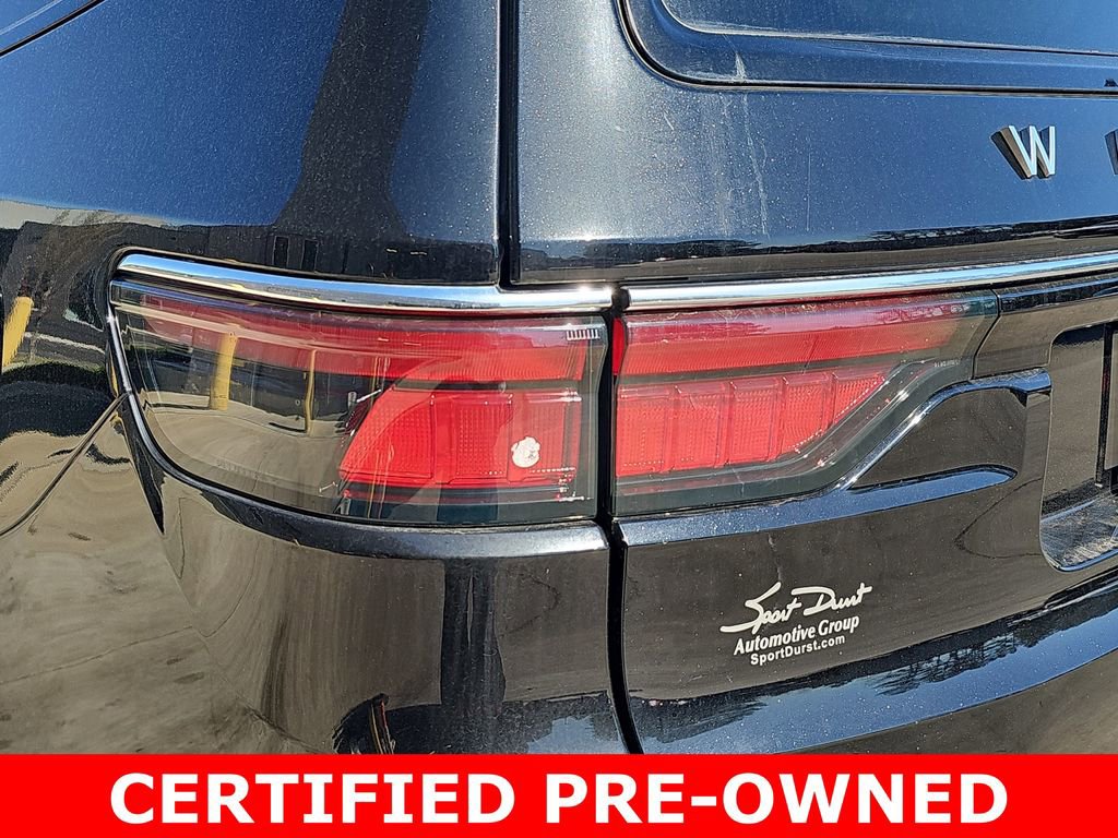 Used 2023 Jeep Wagoneer Series III w/ Preferred Equipment Group image 36