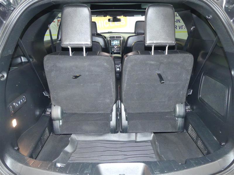 Used 2018 Ford Explorer Sport w/ Equipment Group 401A image 33