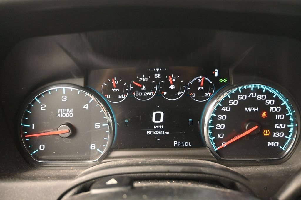 Used 2019 Chevrolet Suburban Premier RWD image 13