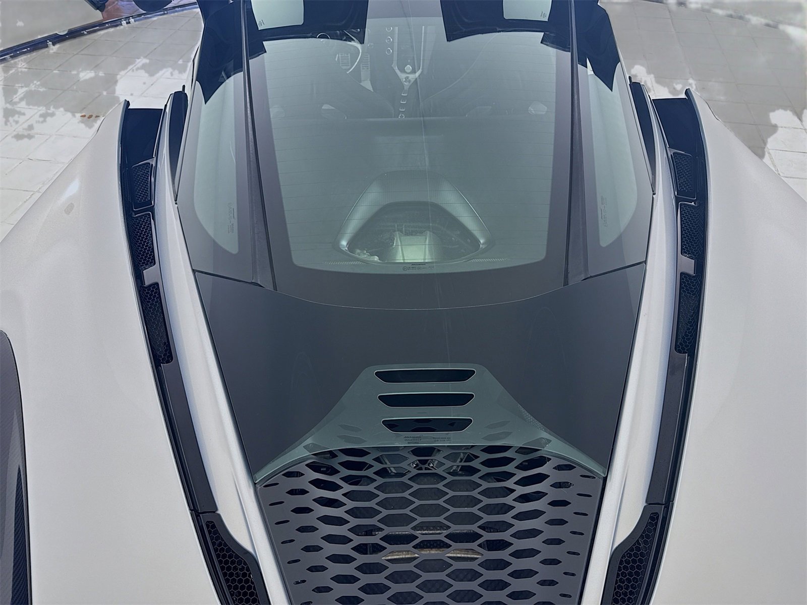 Used 2024 McLaren 750S image 24