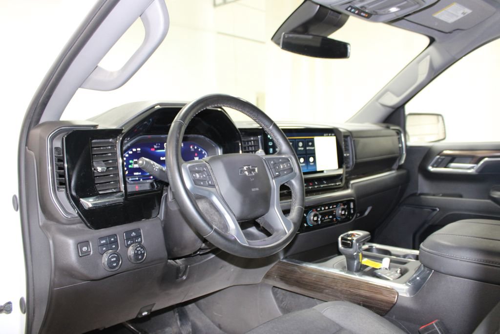 Used 2024 Chevrolet Silverado 1500 LT Trail Boss w/ Protection Package AWD/4WD image 26