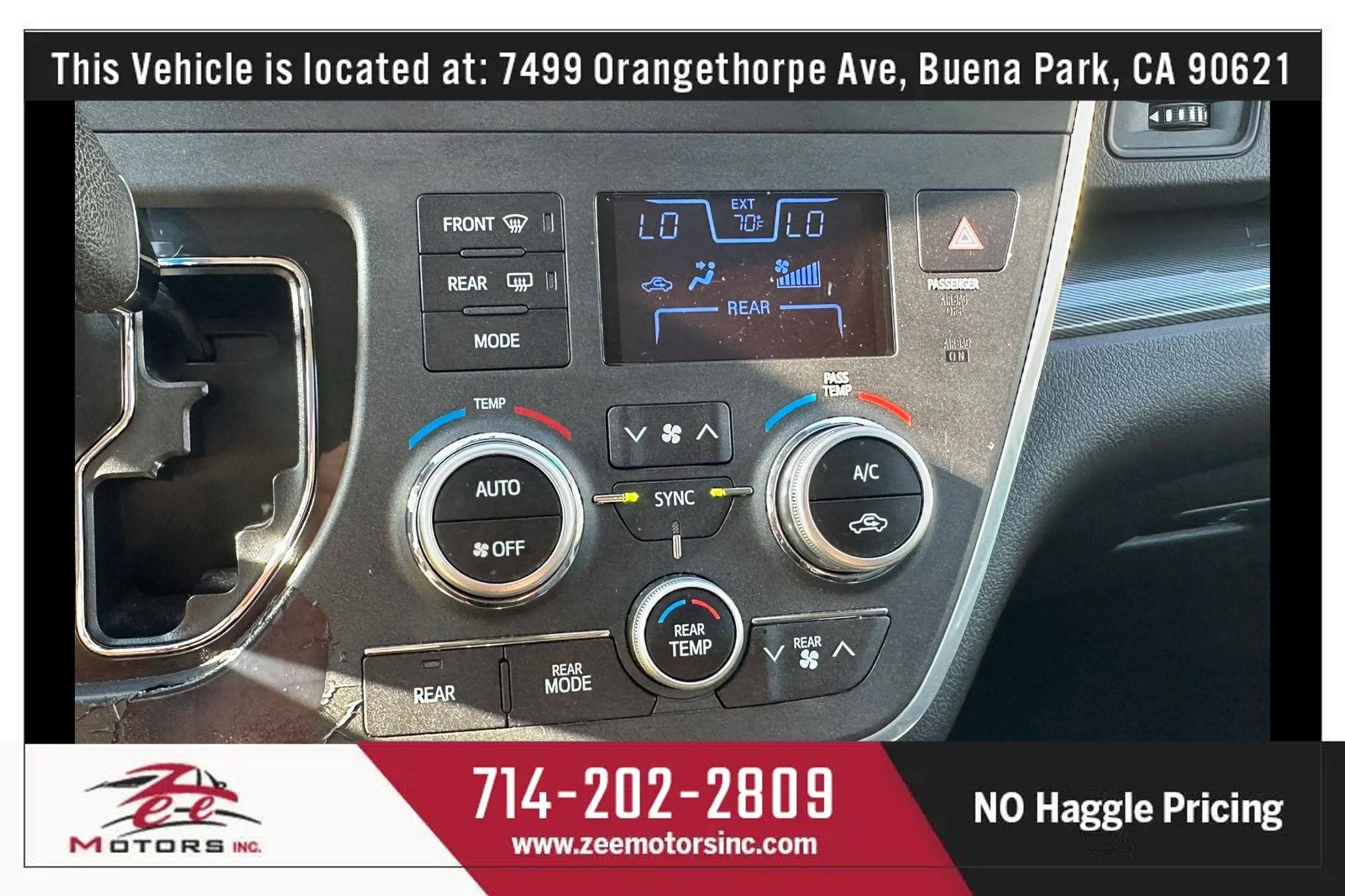 Used 2017 Toyota Sienna SE Premium w/ Cargo Management Package FWD image 32