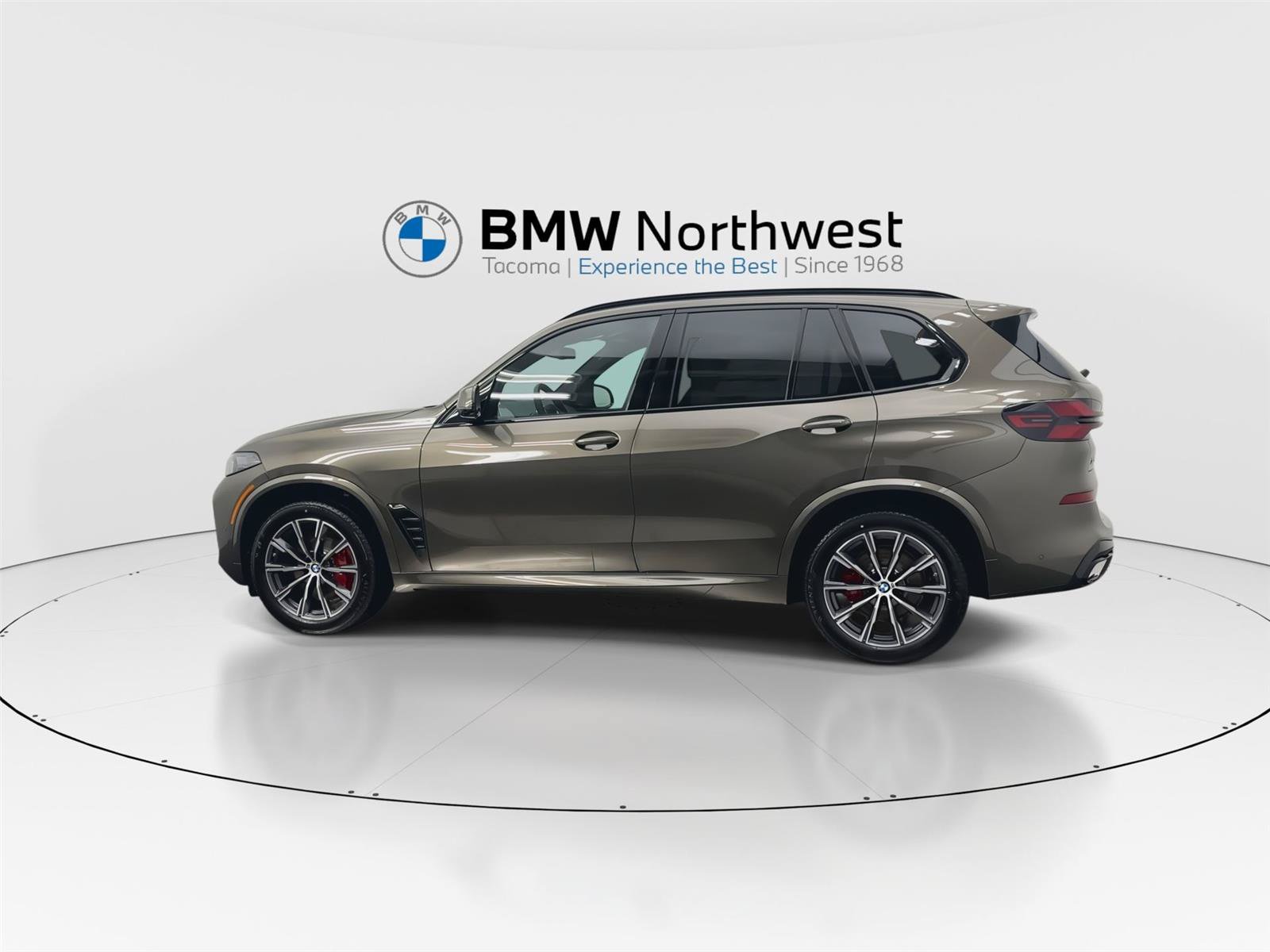New 2026 BMW X5 xDrive40i w/ M Sport Package AWD/4WD image 11